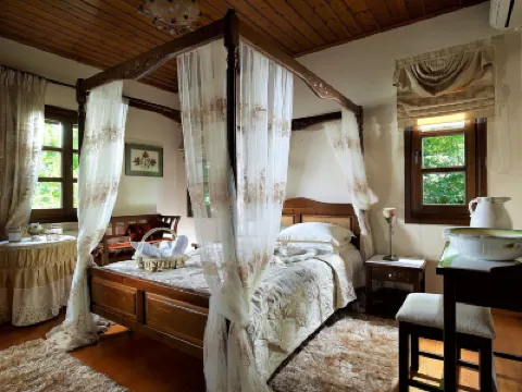 Aleka's House Hotel a 