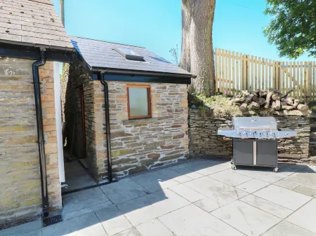 Ty Ffarm at Gellilwch Отели в г. Лланбрадч энд Пулипант