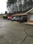 Murphy Motel - parking