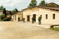 Chateau la Mothe du Barry فنادق في Arveyres