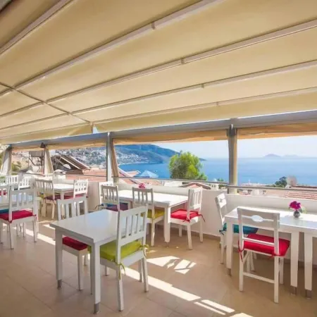 The White House Kalkan
