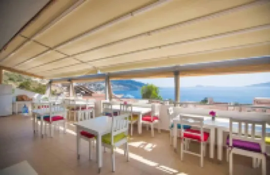 더 화이트 하우스 칼칸