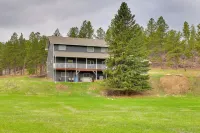 Mickelson Trail Access! Black Hills Group Lodge - 3-Sterne