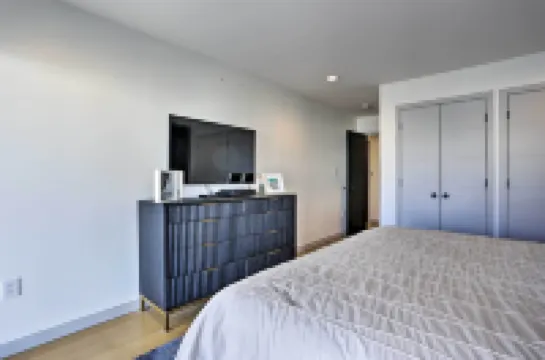 Luxury Long Beach Villa with Ocean Views!