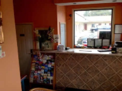 日落汽車旅館 蛋港鎮酒店