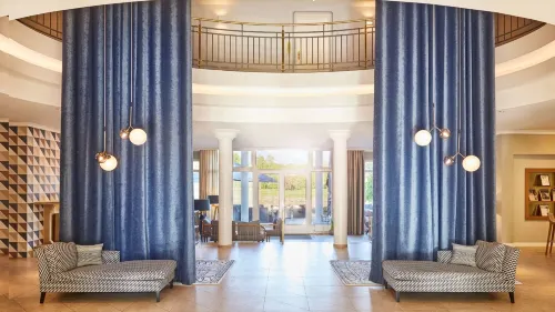 Treudelberg Resort Hamburg (Hotel Treudelberg und Aparthotel Treudelberg) Öffentliche Flächen Photos