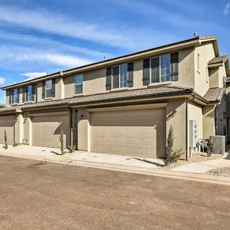 Utah Home w/ Pool Access: Near St George & Zion!