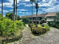 Santa Clara Hotel Hoteles en Parati