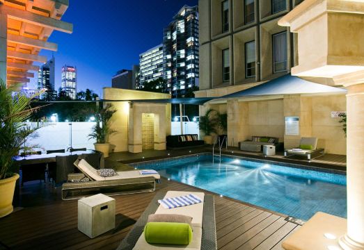 덕스턴 호텔 퍼스 전경