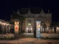 Hôtel de La Barbacane Отели в г. Сент-Илер-де-Луле