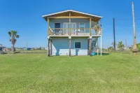 Waterfront Texas Abode with Boat Ramp, Pets Welcome