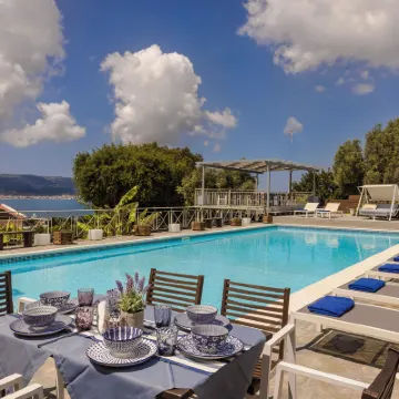 Panorama Fanari Studios and Apartments Hotels near Ebenos