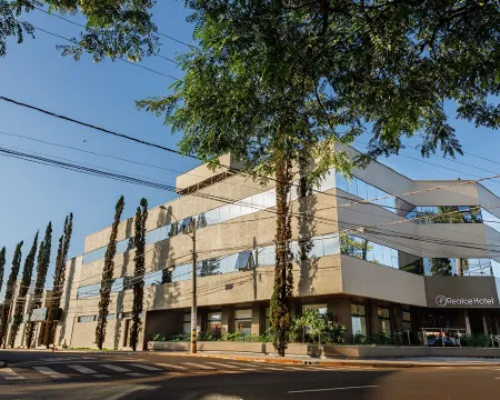 Realce Hotel Hotels in Jau
