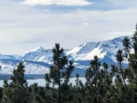 2 Mi to Heavenly Mountain: Tahoe Retreat w/ Views Hotels in Stateline