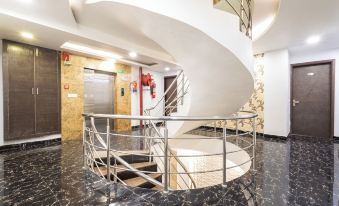 Hotel Red Castle 4 Star