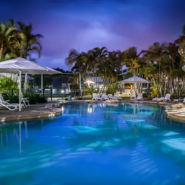 Ivory Palms Resort Отели рядом с достопримечательностью «Торгово-развлекательный центр Noosa Junction»