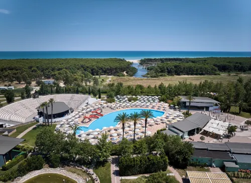 توريسيرينا ريزورت فنادق في Province of Taranto
