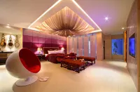 Young Motel Hotels in Taoyuan