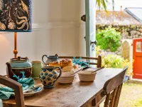 Cosy Mousehole Cottage with Sea Views Hotels in Mousehole