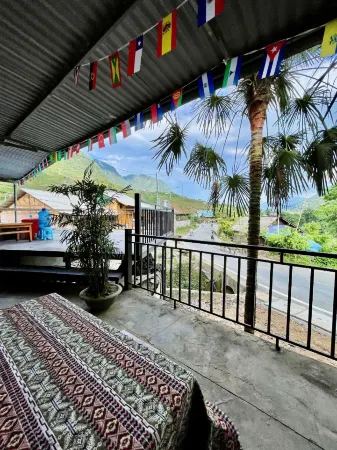 Chin Chin House Trekking & Homestay