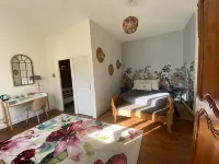 Le Clos Saint Georges - 3-Star