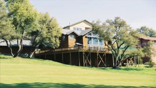 Beautiful Mountain Home Near Yosemite