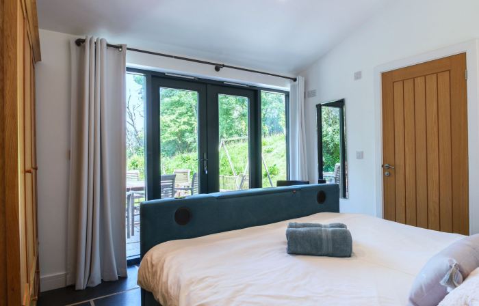 Wiggle Barn, Kingsand