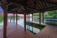 레이크 데이즈 바이 아반트스테이, 온수 욕조 + 파이어핏 + 게임 룸 및 개인 부두 이용 가능