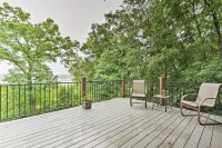 Cozy Amish Country Cabin on Shipshewana Lake! - Homestays