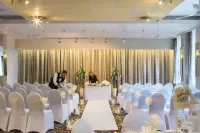 Alma Lodge Hotel Hotels in Marple