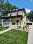 Hide Away Shanty -HAS.  Charming and beautifully renovated 3-bedroom house.