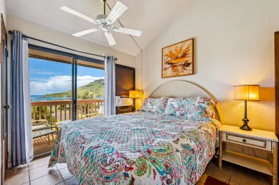 Stunning Ocean Views and Community Amenities - Charming Island Retreat