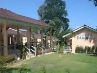 Dahla House Ranong Hôtels à proximité de : Wat Waree Banprot
