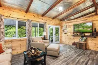 Cozy Cove Cabin the Perfect Ozark Retreat!