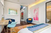 Dreamy Venice Beach 5BR House with Rooftop & Steps to Beach