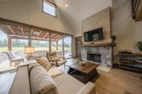 Getaway at the Wilderness Club
