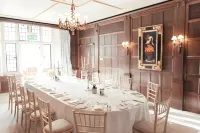 Danesfield House Hotel and Spa - parking