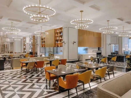 Fairmont Mumbai Отели рядом со станцией Lokmanya Tilak Terminus