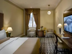 Grandezza Hotel Luxury Palace