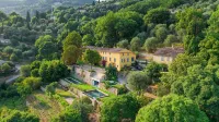 Domaine de la Cascade Parfumée Hotels near Fragonard(Grasse)