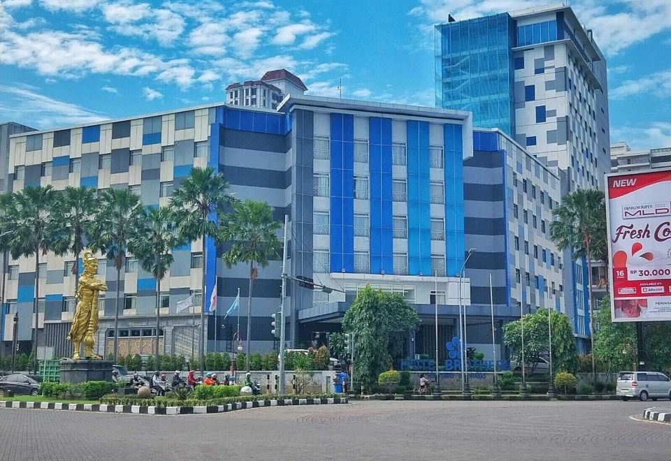 Hotel Brothers Solo Baru 수영장 이미지