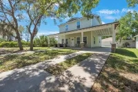 Charming, Cozy, Family Friendly - Close to Downtown/Sponge Docks/Beaches/Trails