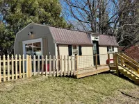 1 BR / 1 BA - Walk to the park, restaurants, breweries & shops in town!