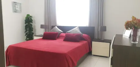 Eivissa Apartment - Spacious Accommodation Отели в г. Marsaskala