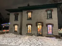 Historic 3 -bedroom house in Algona close to downtown WiFi. 2 parks nearby Hotel a Algona