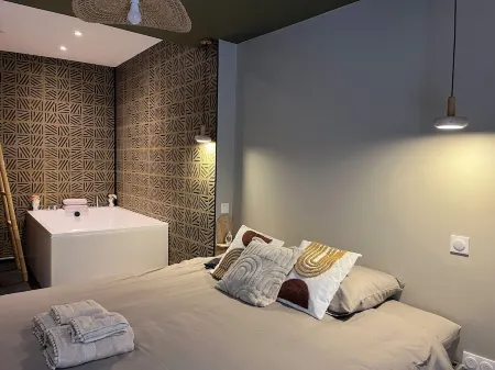 Love Room Valence - Amour & Bulles