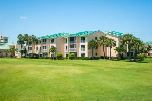 Beautiful 2/2 Beachfront Condo-Capstan415