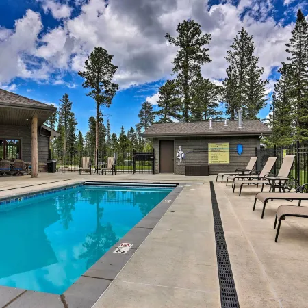 Hot Tub & Atv Trails: Cabin in Powder House Pass!