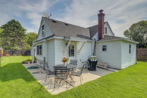 Private Plainfield Retreat w/ Gas Grill + Patio