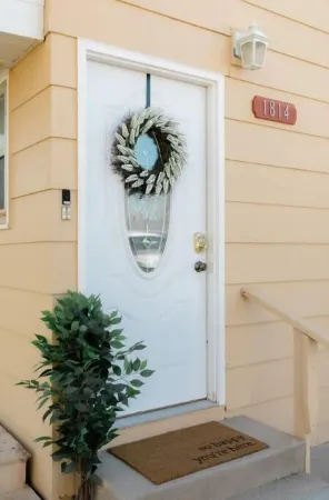 Charming House Near Popular Park